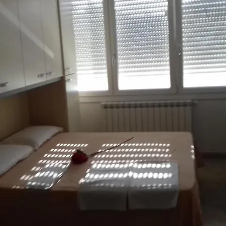 Affitto E Mini Locali Appartamento *